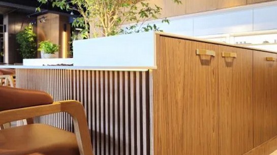 A harmonia entre tons balanceados que fazem do ambiente um oásis de serenidade.